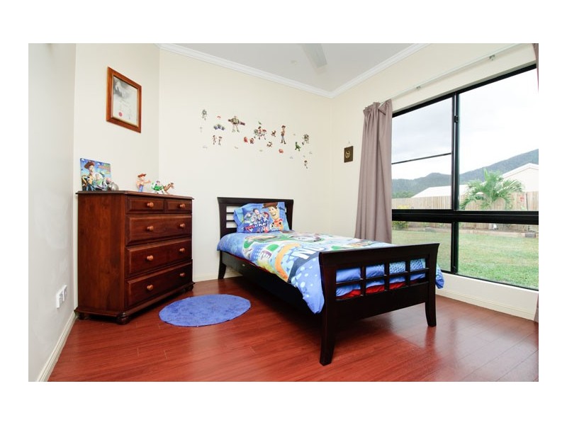 180 Timberlea Drive, Bentley Park QLD 4869