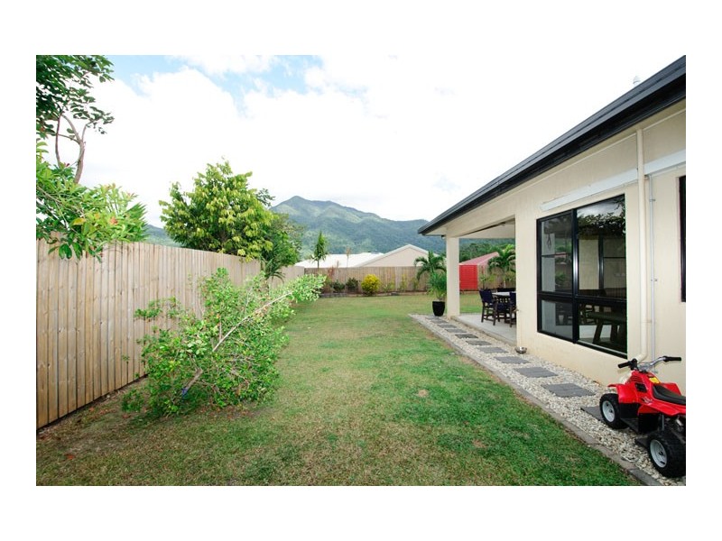 180 Timberlea Drive, Bentley Park QLD 4869