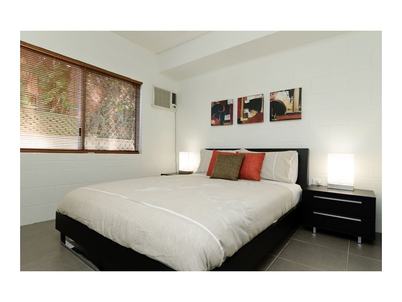 1/8 Kidston Street, Bungalow QLD 4870