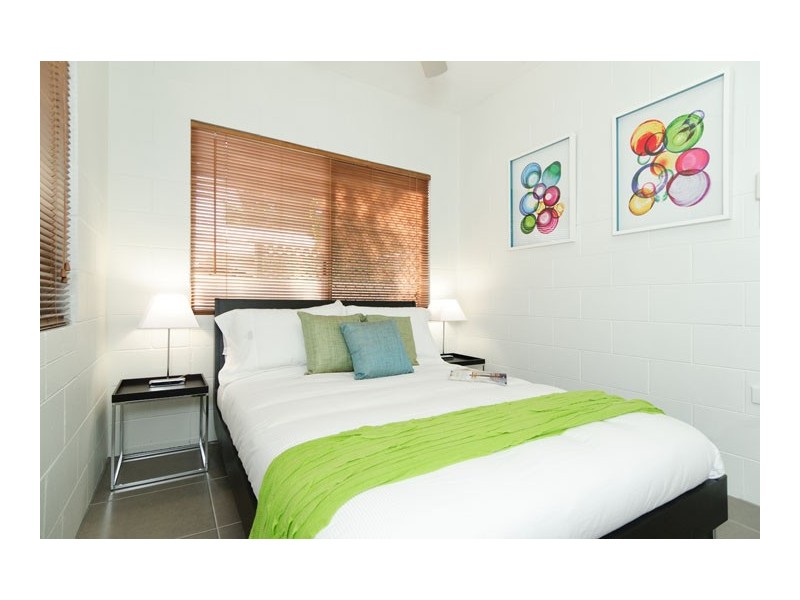 1/8 Kidston Street, Cairns QLD 4870