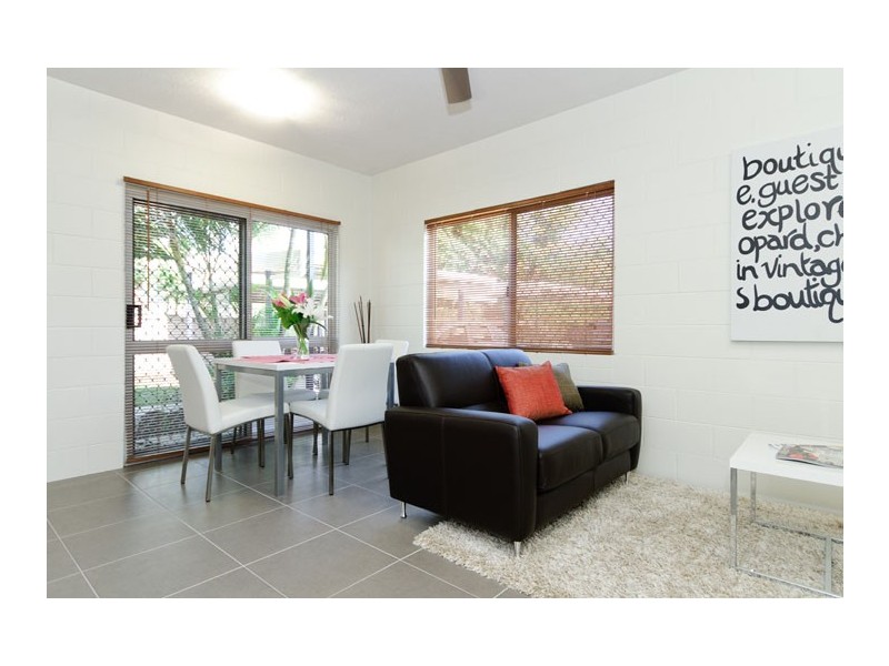 1/8 Kidston Street, Cairns QLD 4870