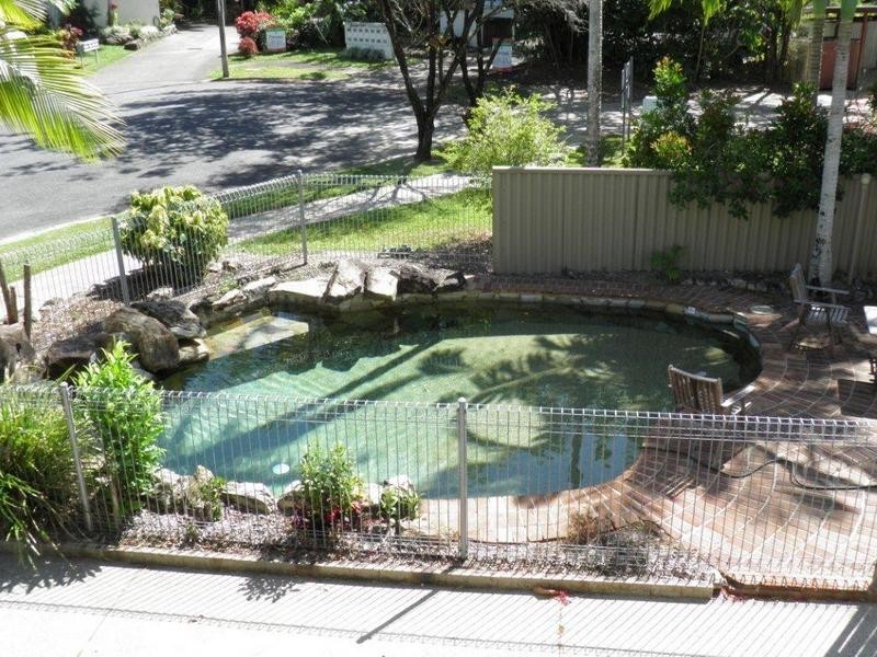 2 McPherson Close, Edge Hill QLD 4870