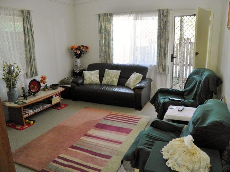 76 Birch Street, Manunda QLD 4870