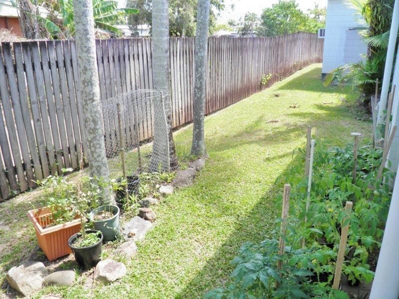 76 Birch Street, Manunda QLD 4870