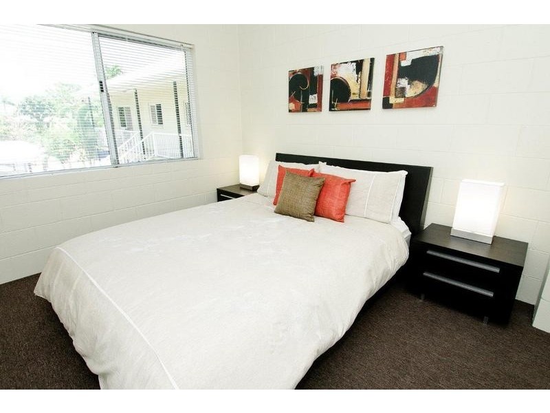 10/8 Kidston Street, Cairns QLD 4870