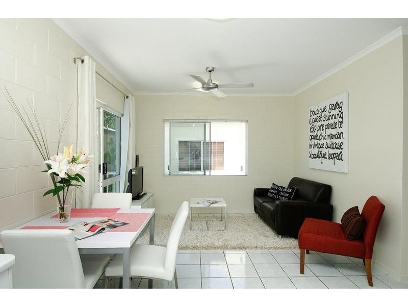 10/8 Kidston Street, Cairns QLD 4870