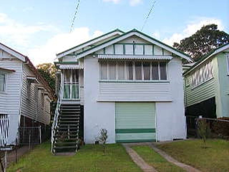 22 Lewis Street, Camp Hill QLD 4152