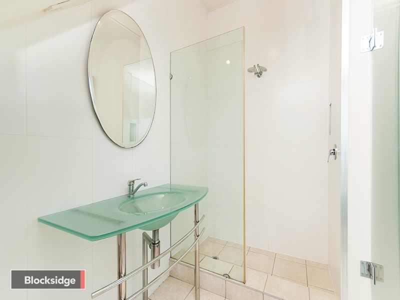 44 Eldernell Terrace, Hamilton QLD 4007