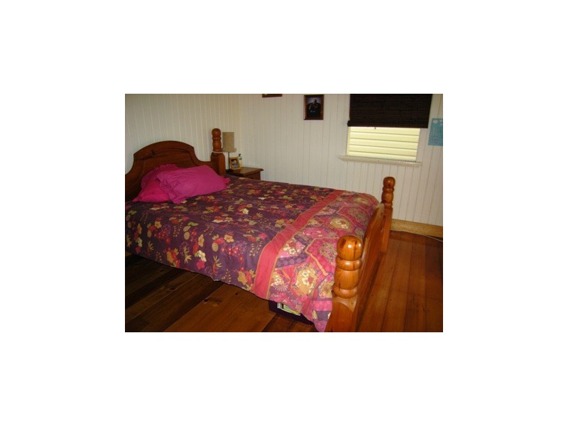 64 Deighton Road, Dutton Park QLD 4102