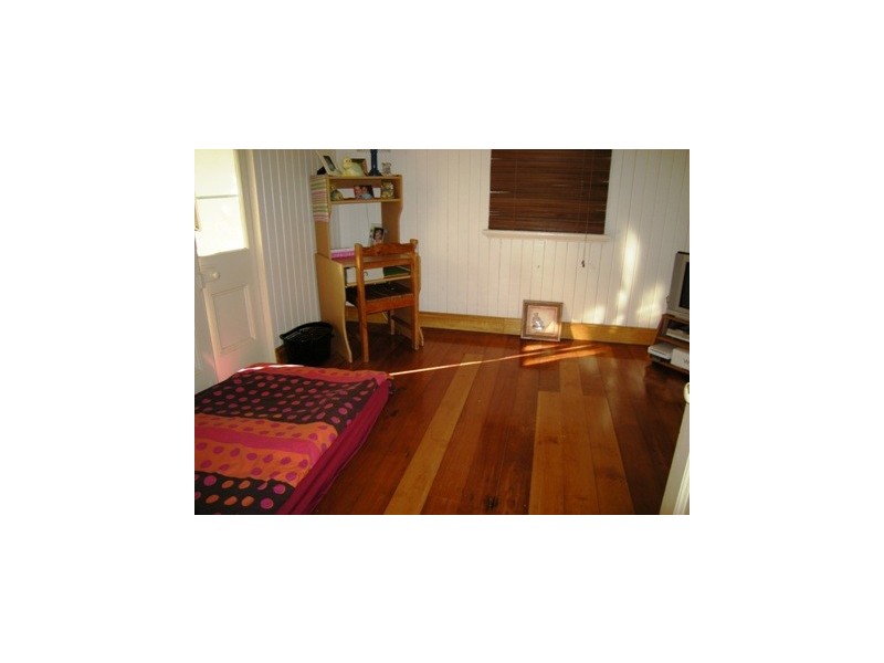 64 Deighton Road, Dutton Park QLD 4102