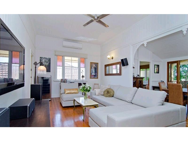 17 Musgrave Tce, Alderley QLD 4051