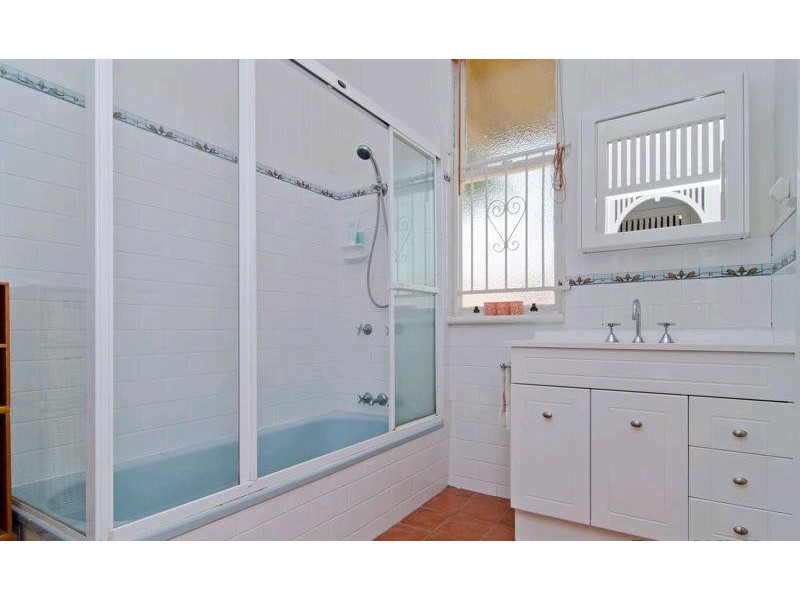 17 Musgrave Tce, Alderley QLD 4051