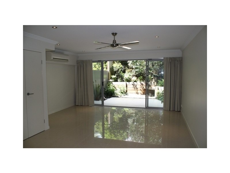 6/40 MacDonnell Street, Toowong QLD 4066