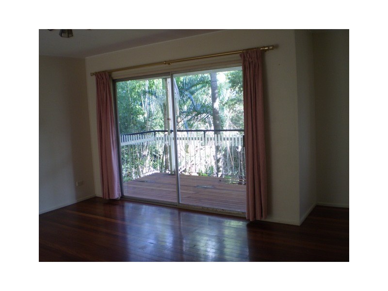 3 Leonard Street, Kingston QLD 4114