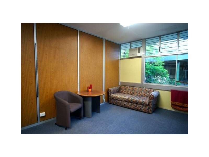 21 Martin Street, Woolloongabba QLD 4102