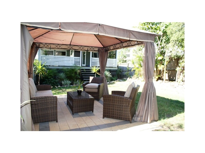 26 Lorne Street, Alderley QLD 4051