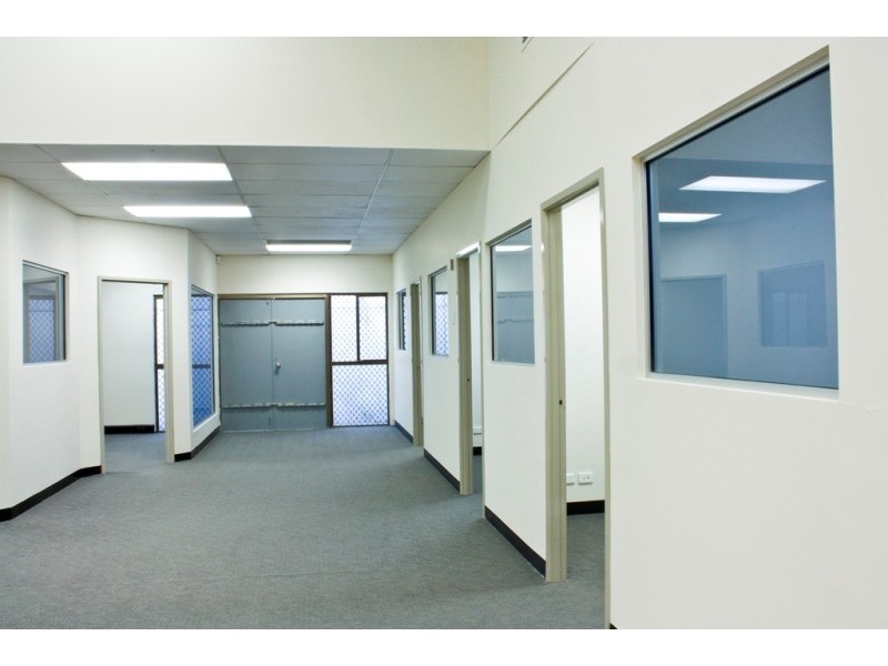 4/8 Finsbury St, Newmarket QLD 4051