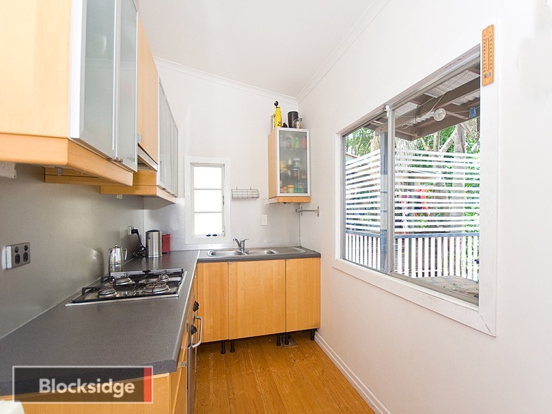 10 Gertrude Street, Highgate Hill QLD 4101