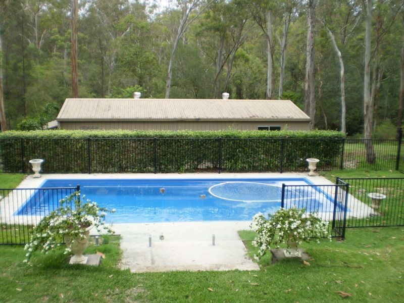 39 Kersley Road, Kenmore QLD 4069