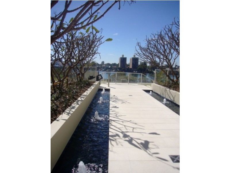 12N/39 CASTLEBAR STREET, Kangaroo Point QLD 4169