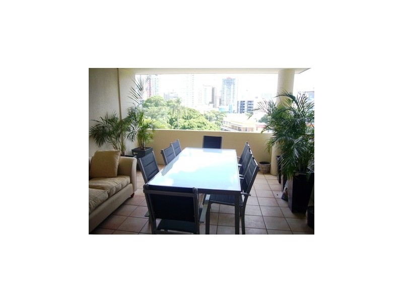 A59/41 Gotha Street ‘Cathedral Place’, Fortitude Valley QLD 4006