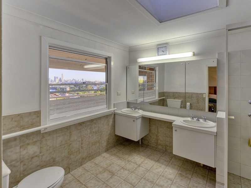 62 Toorak Road, Hamilton QLD 4007