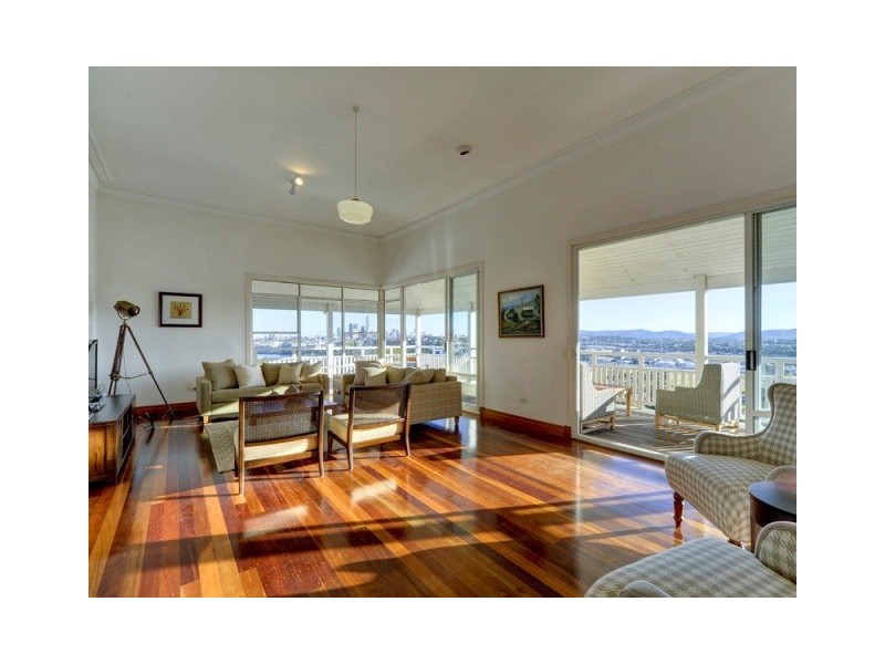 62 Toorak Road, Hamilton QLD 4007