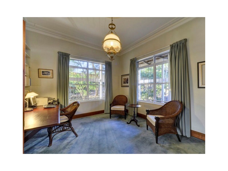 62 Toorak Road, Hamilton QLD 4007