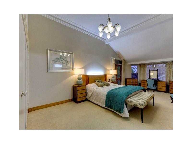 62 Toorak Road, Hamilton QLD 4007