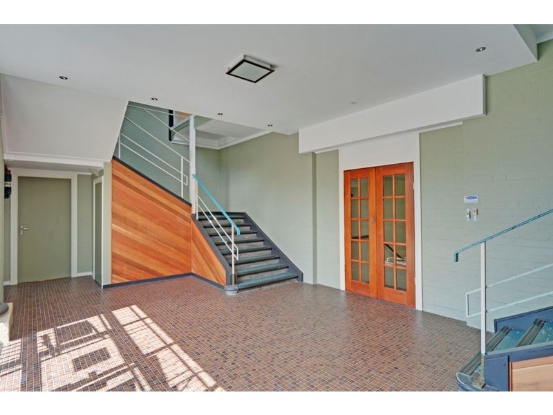 5 Hubert Street, Woolloongabba QLD 4102