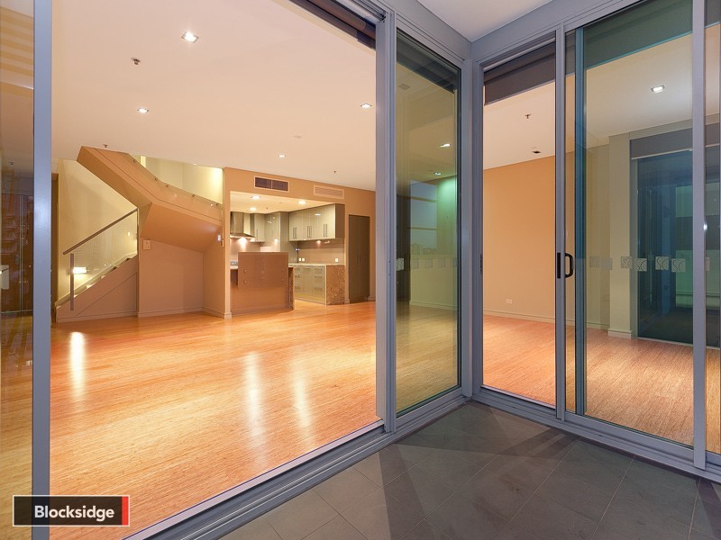 1003/43 Peel Street ‘South Central’, South Brisbane QLD 4101