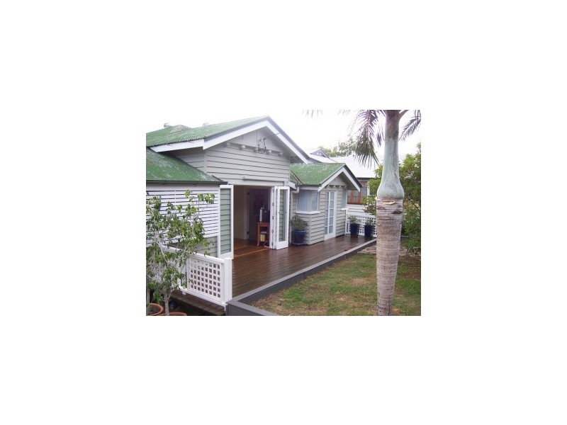 21 Agnew Street, Norman Park QLD 4170