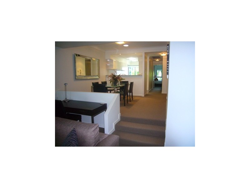 34/78 Cairns Street, Kangaroo Point QLD 4169