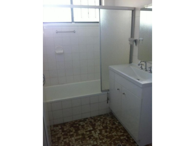 2/69 Junction Road, Clayfield QLD 4011