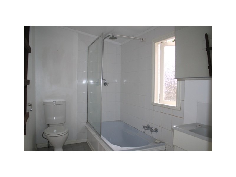 82 Victoria Street, Windsor QLD 4030