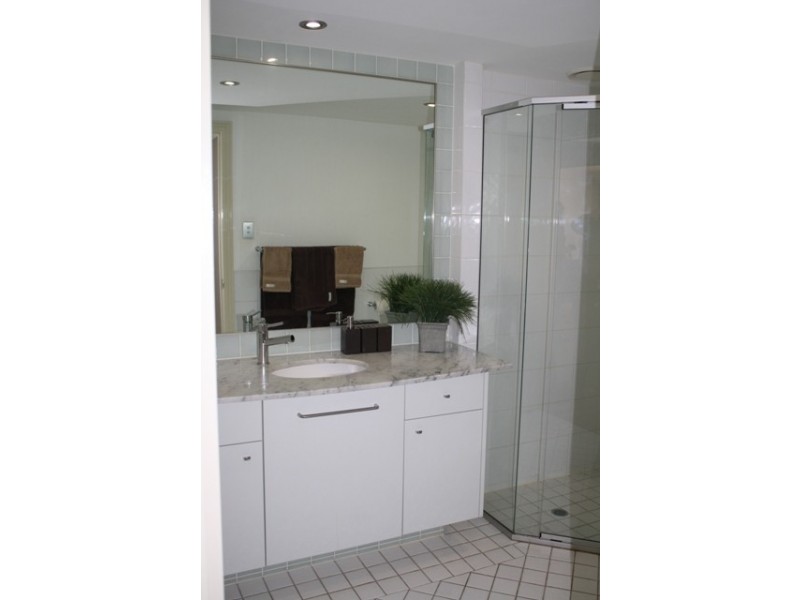 GO4/45 Newstead Terrace ‘Mariners Reach’, Newstead QLD 4006