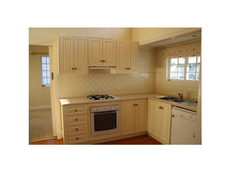 72 Woodville street, Hendra QLD 4011