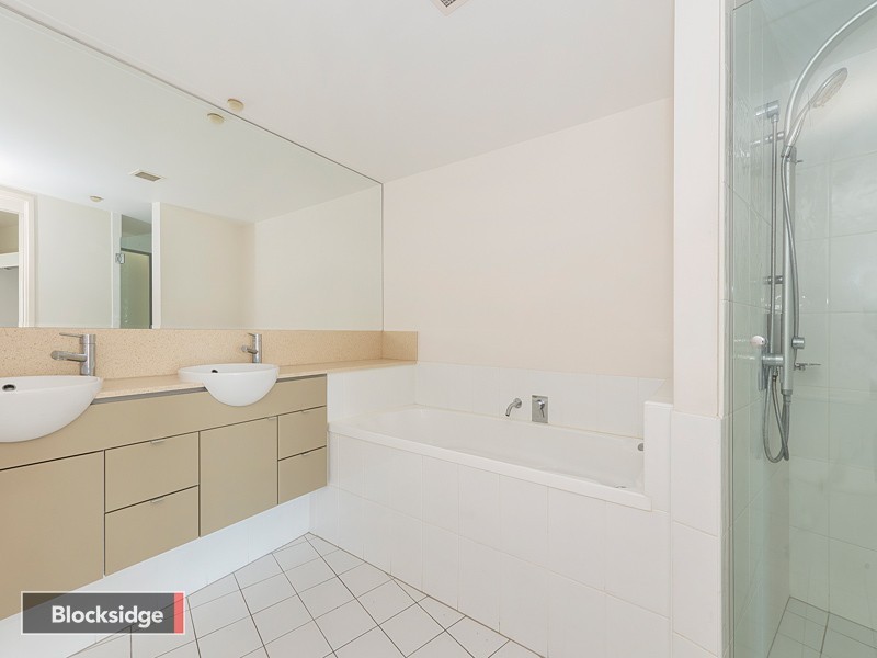 1082/18 Manning Street, Milton QLD 4064