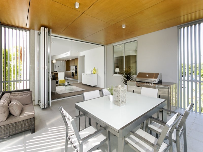 4306/55 Forbes Street ‘Riverpoint on Ferry’, West End QLD 4101