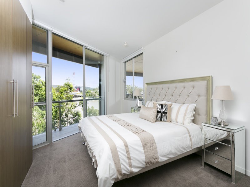 4306/55 Forbes Street ‘Riverpoint on Ferry’, West End QLD 4101
