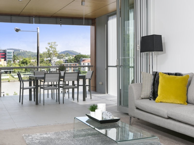 4306/55 Forbes Street ‘Riverpoint on Ferry’, West End QLD 4101