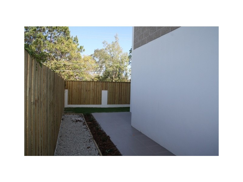 27/21 Fenton Street, Fairfield QLD 4103