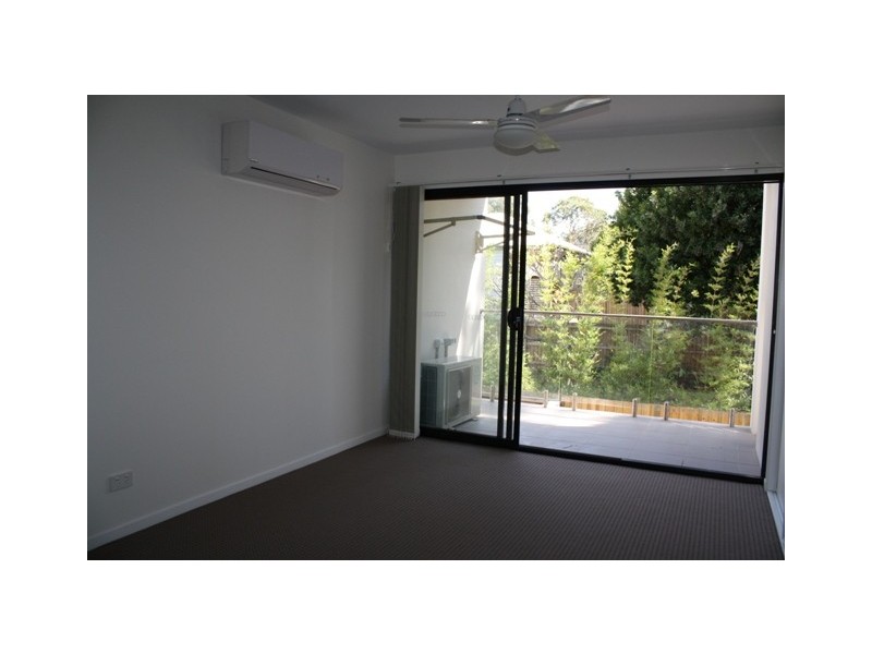 17/21 Fenton Street, Fairfield QLD 4103