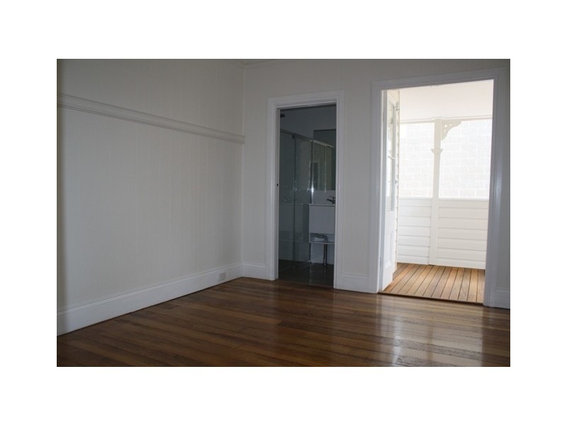 40 Fairfield Road, Fairfield QLD 4103