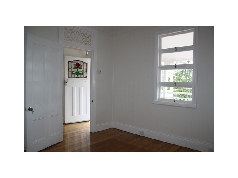 40 Fairfield Road, Fairfield QLD 4103