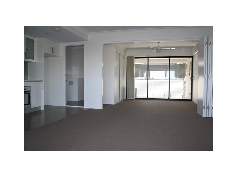 8/21 Fenton Street, Fairfield QLD 4103