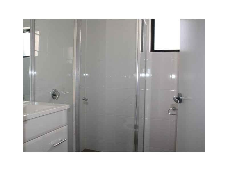 8/21 Fenton Street, Fairfield QLD 4103