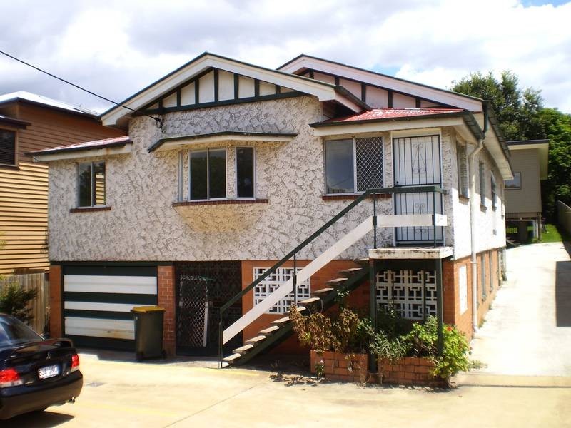 242 Lutwyche Road, Windsor QLD 4030