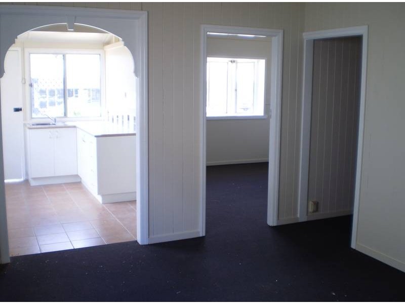 242 Lutwyche Road, Windsor QLD 4030