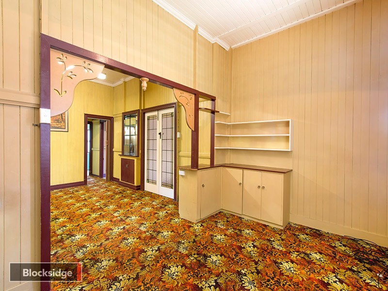 22 Third Avenue, Sandgate QLD 4017